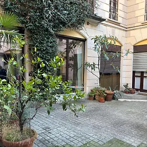Appartamento Luxury Loft Near Duomo And Garage, Milano